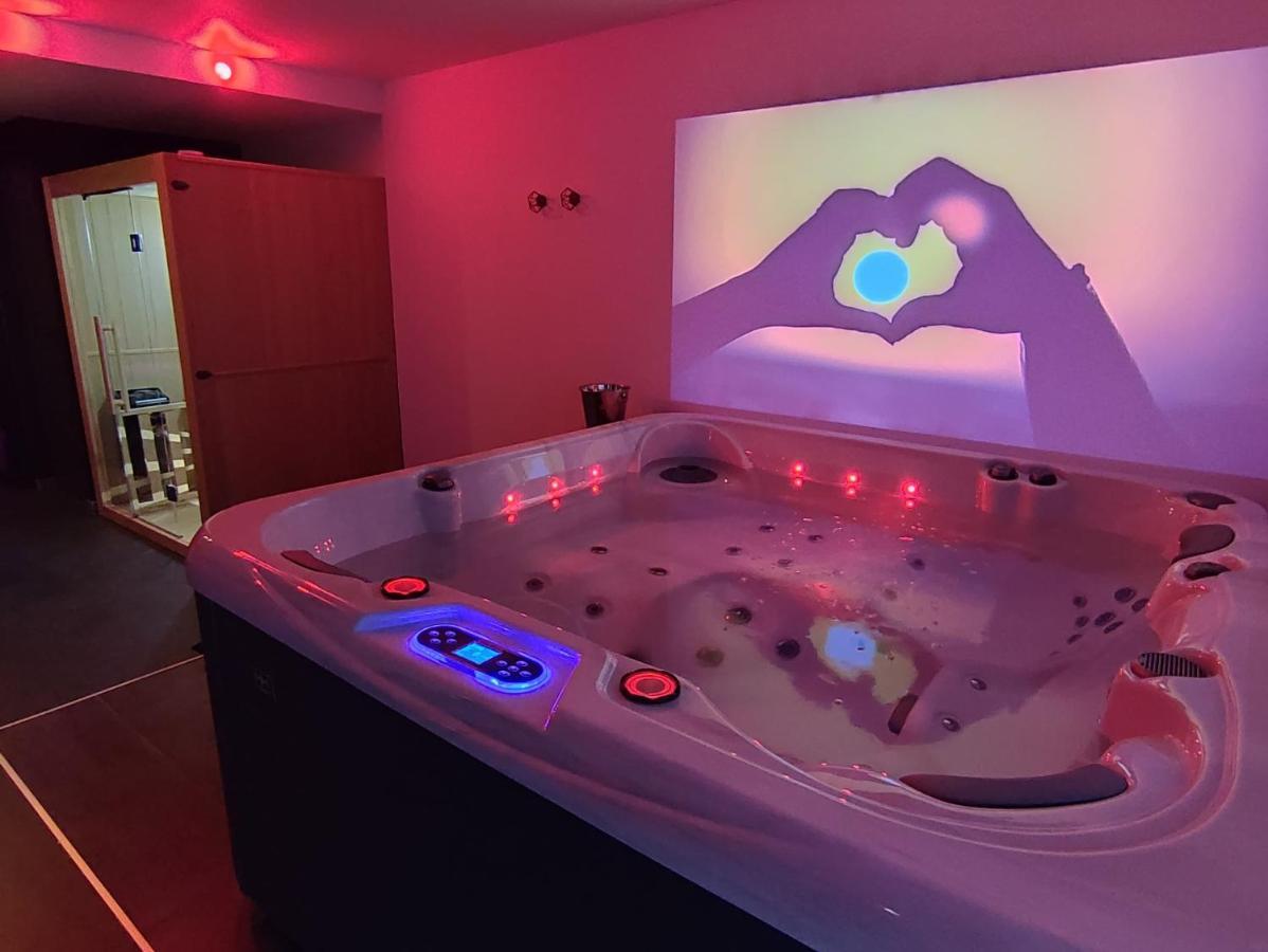 Avec Toi Suite Spa Barlin Kültér fotó